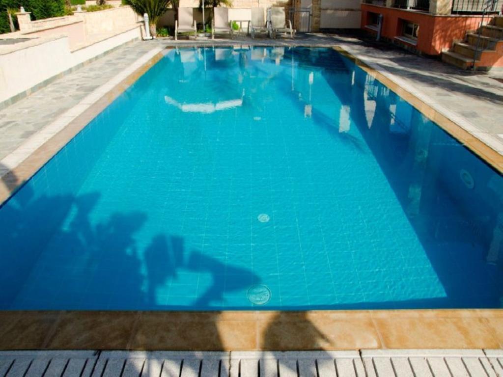 Polis Villa Saraliana Sandy Beach Villas - Heated Pool - Jacuzzi - Private Beach Area חדר תמונה